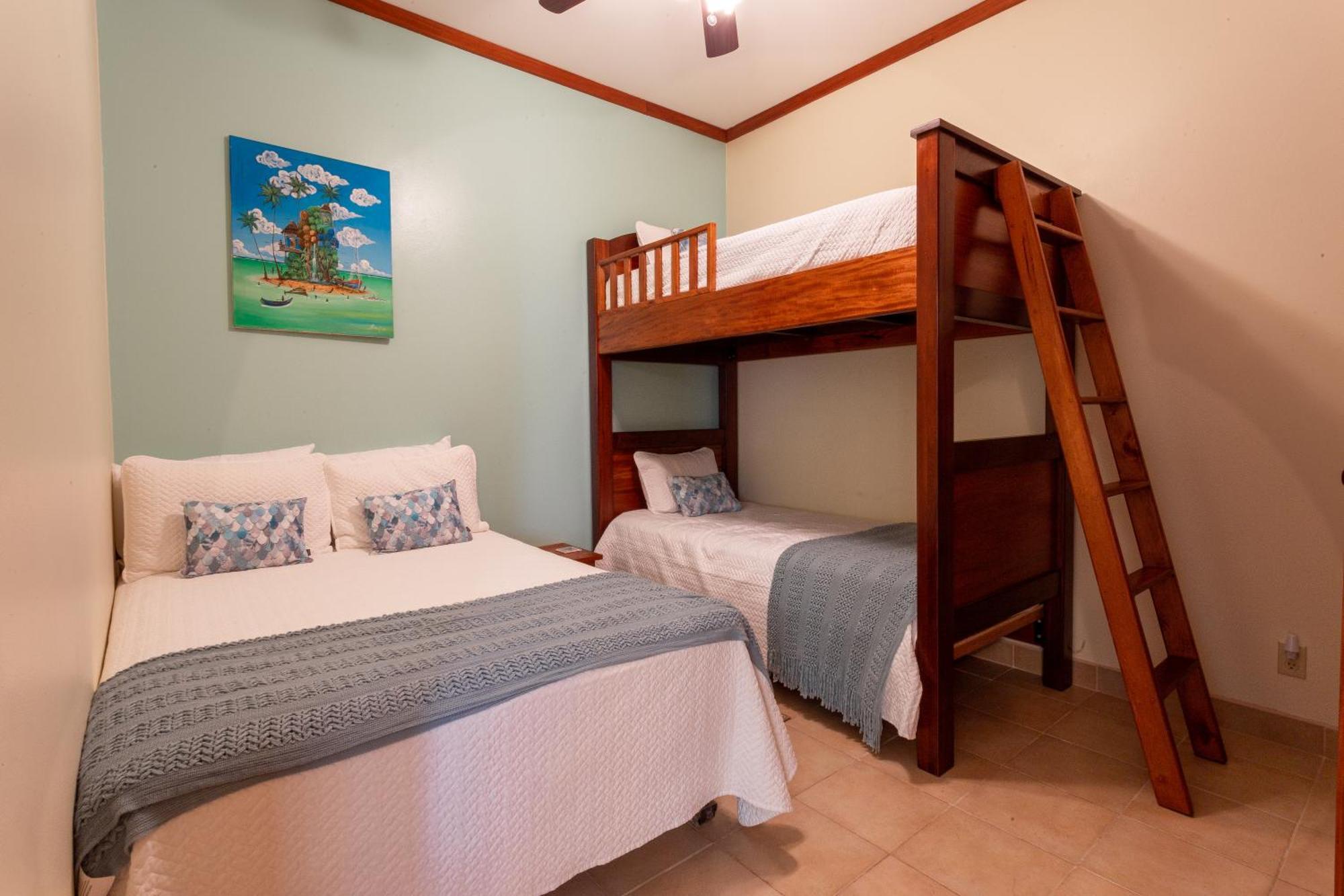 Tara Del Sol Resort San Pedro  Pokoj fotografie